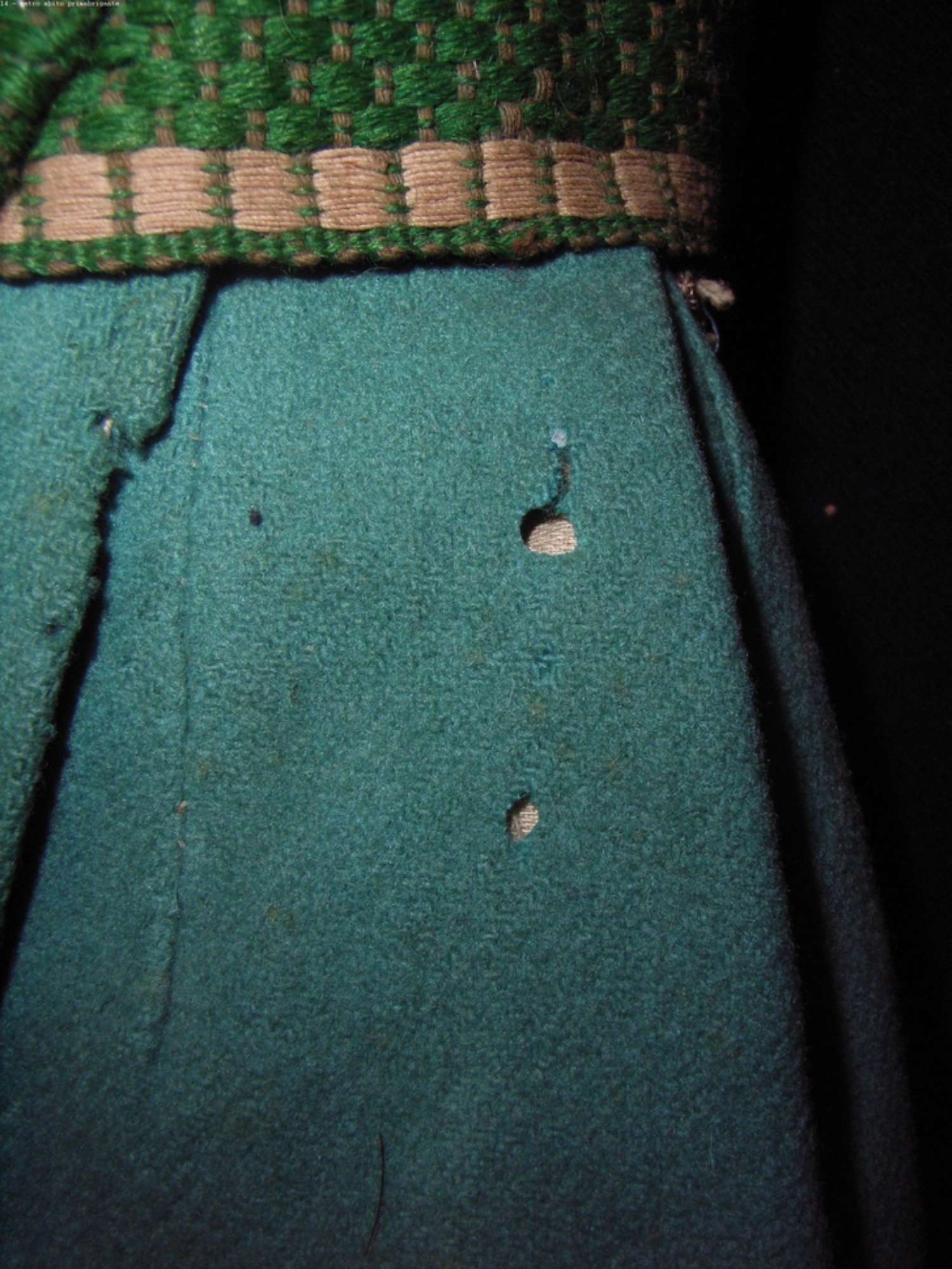 Retro abito prima del restauro